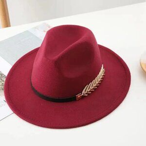 NWT Women’s Red Retro Stylish Fedora Hat with Gold-Plated Metal Leaf Decor